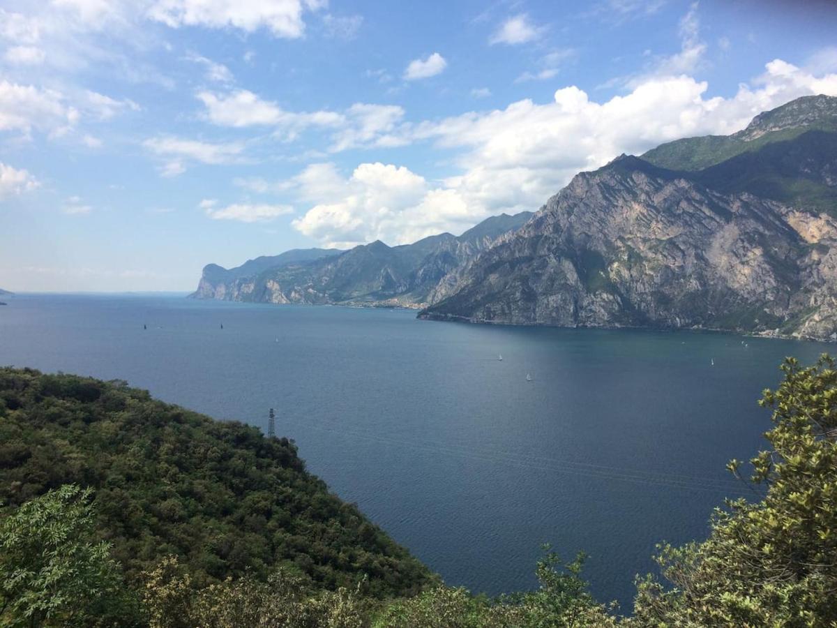 Casa Con Vista Forte - Tra Lago E Monti Rivoli Veronese ภายนอก รูปภาพ